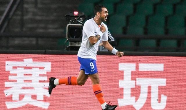 博鱼电竞官方网站-临阵失首发山东新援自我正名 球迷：比去年那位强！