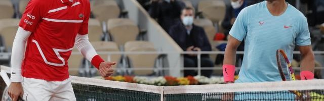 博鱼电竞-“三巨头”都是破纪录狂魔 用事实说话谁最“痴迷”？